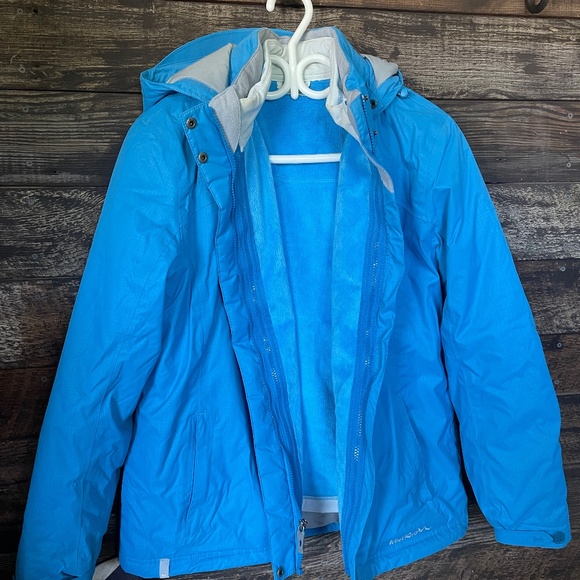 Ski Jacket - Picture 1 of 2